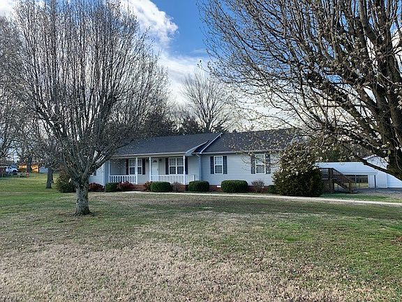 2nd image of 120 Whiteside Ln