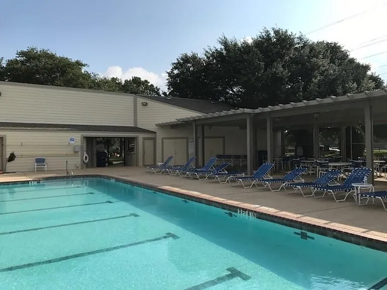 21435 Park Mill Ln — Photo 31