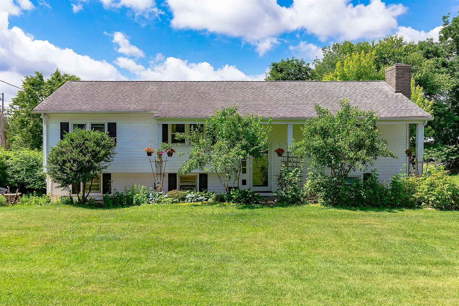 11 Short Hill Dr photo 1