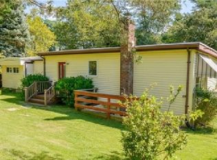 1395 Henrys Ln, Peconic, NY 11958