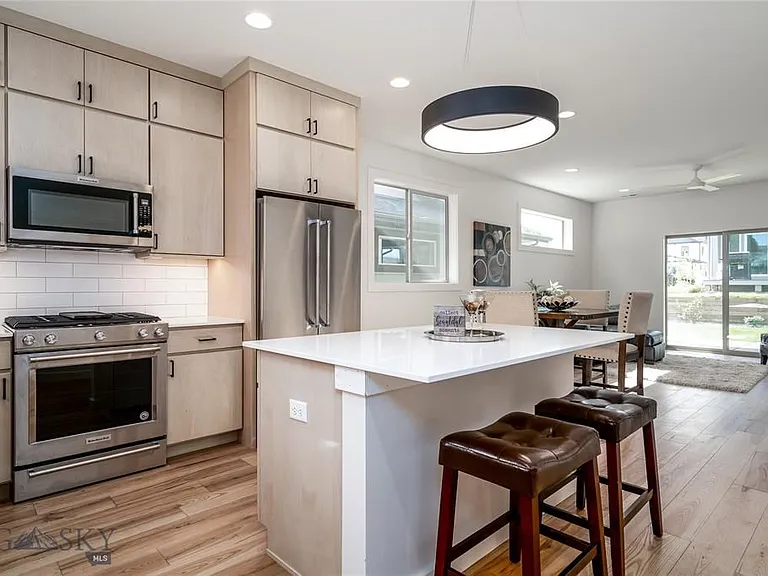 2046 Dennison Ln #B — Photo 5