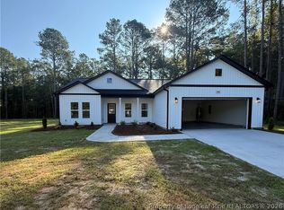 1434 Halsey Loop, Hope Mills, NC 28348