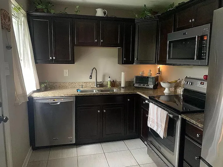 4000 Augusta Ave — Photo 7