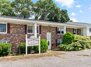 Reservoir Avenue Condominiums, Lincoln, RI 02865