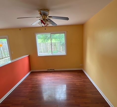 3rd image of 129 Pamela Dr #129