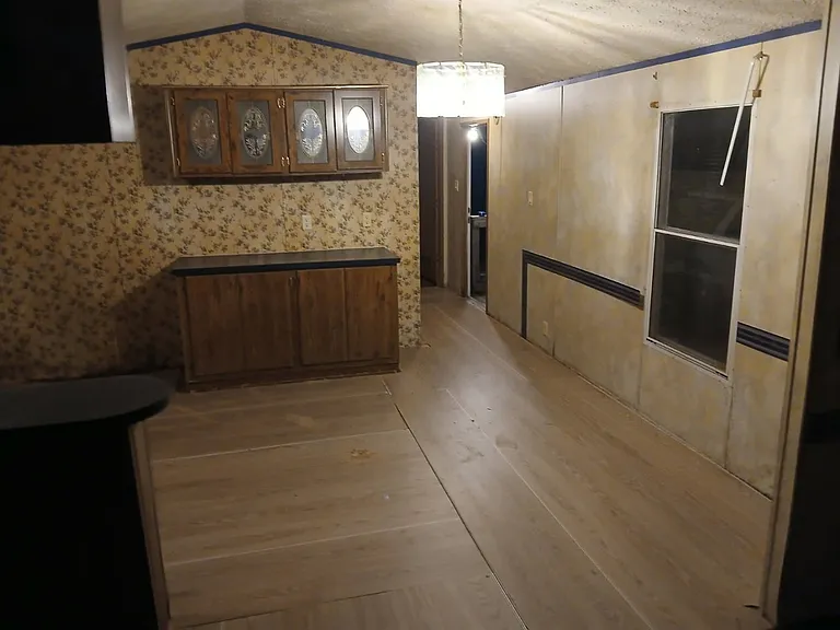 1788 S Locust Ave — Photo 6