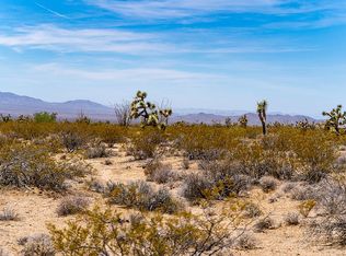 1970 S Tom Mix Rd, Yucca, AZ 86438