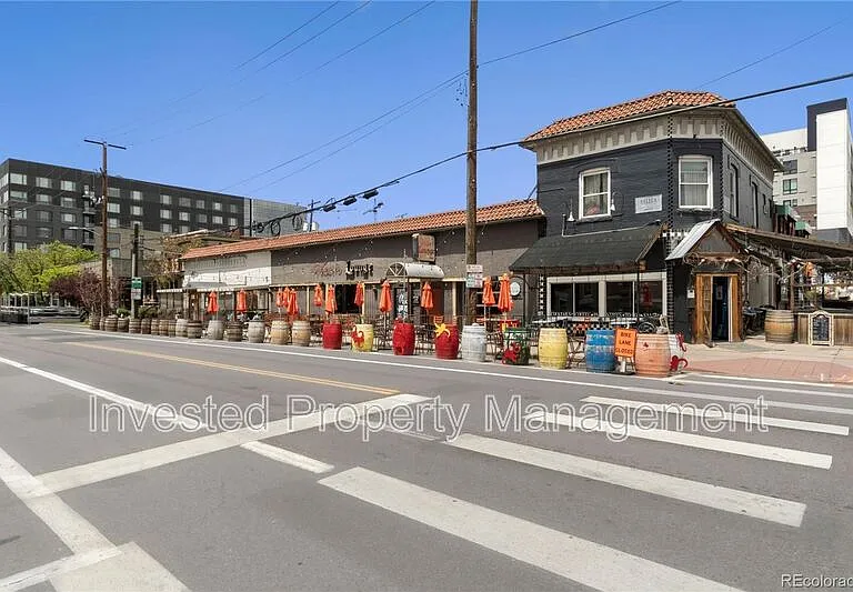 656 N Logan St #8 — Photo 14