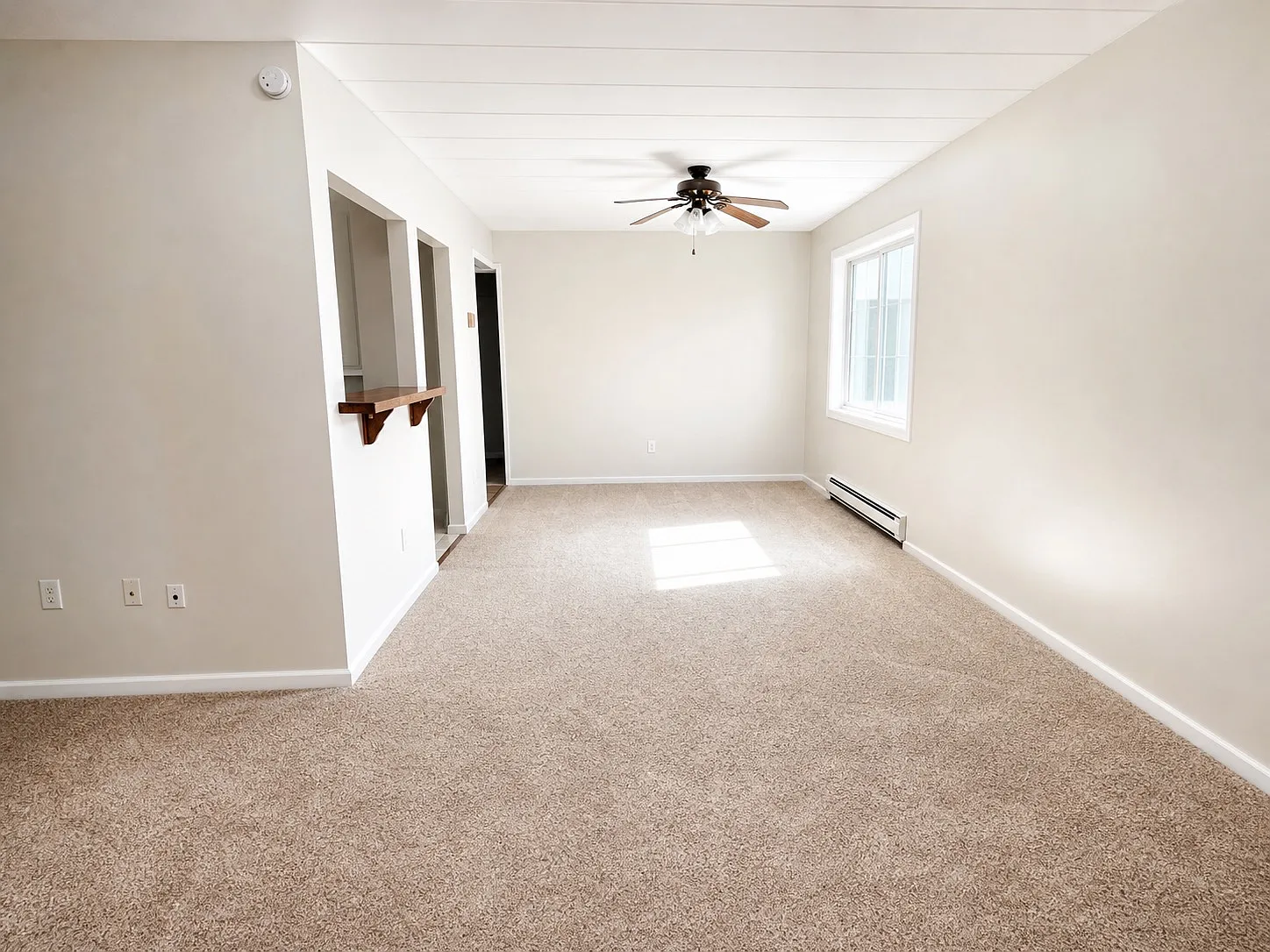 2 bed, $960 — Photo 2