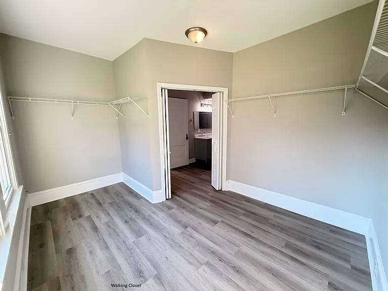 312 N Sumner St — Photo 19