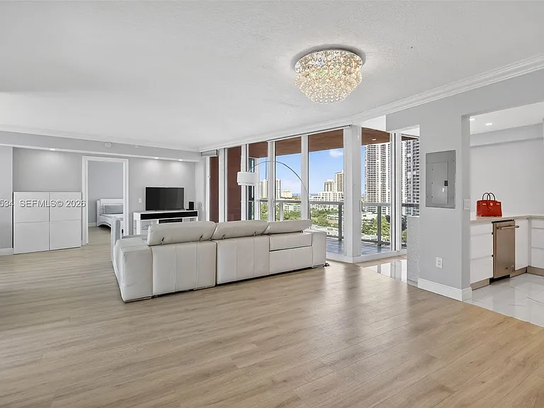 3370 Hidden Bay Dr #1501 — Photo 2