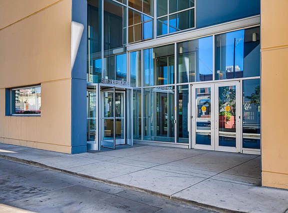 2nd image of 737 W Washington Blvd APT 1510