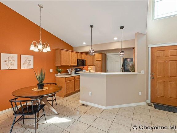 5th image of 3908 Regal Ct