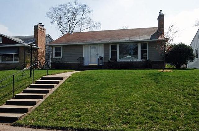 2nd image of 6027 Newton Ave S