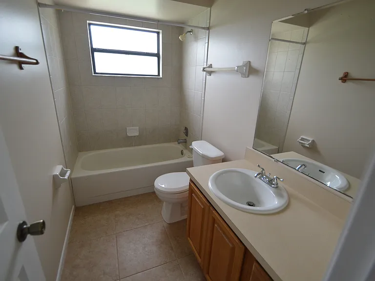 3188 Barbados Ct — Photo 9