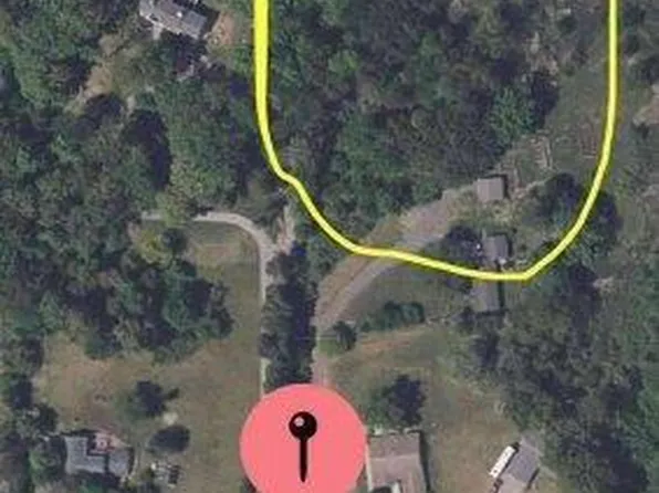960 Rochester Rd, Leonard, MI 48367
