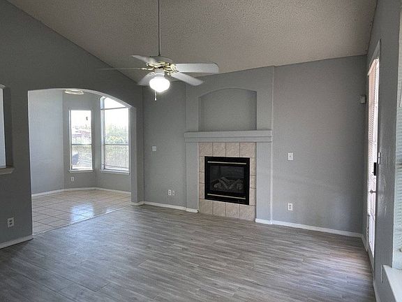 4th image of 3701 Trina Pl