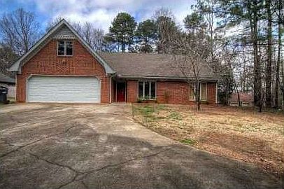 1st image of 1048 Plantation Blvd SE