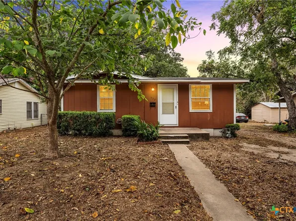 532 College St, Rockdale, TX 76567