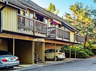 7530 SW Barnes Rd UNIT C, Portland, OR 97225