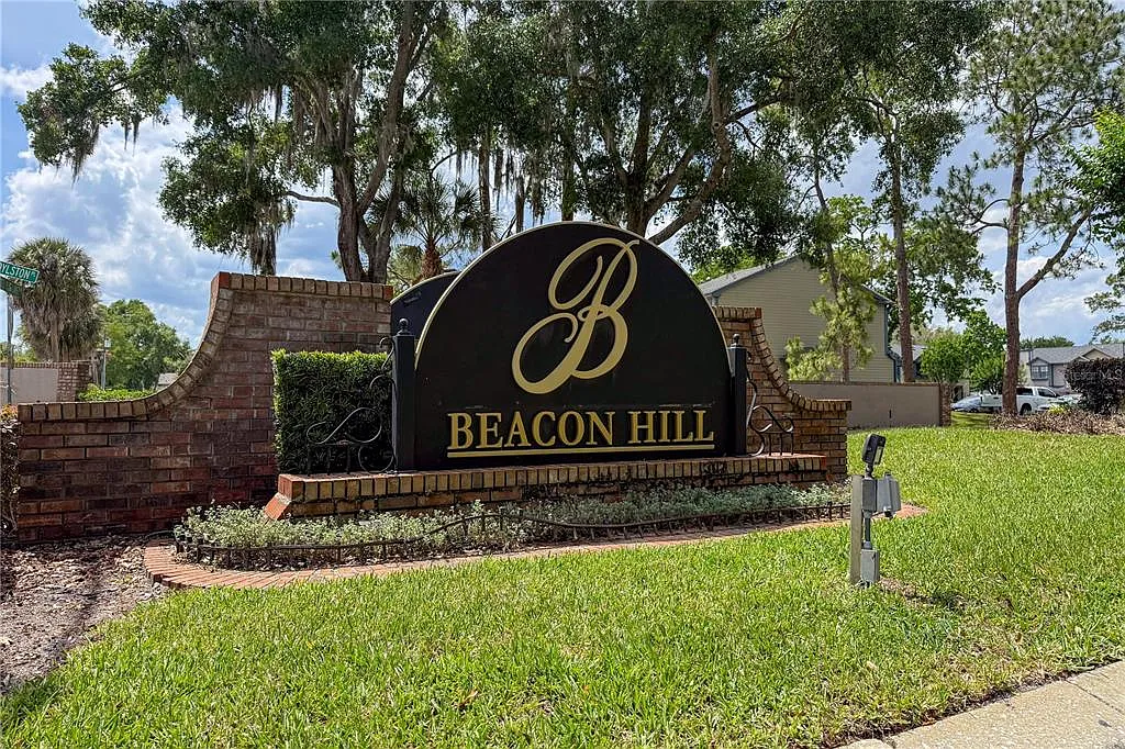 3 bed, 2.5 bath, 1344 sqft, $2,150 — Photo 2