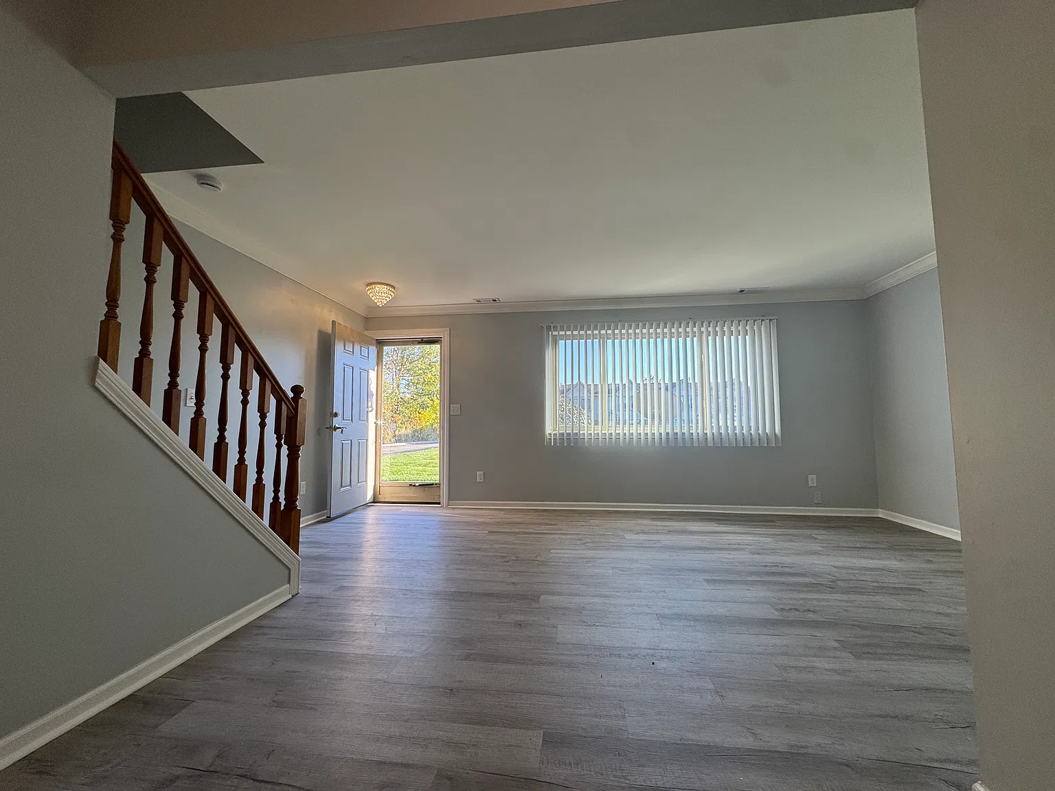 2 bed, 1.5 bath, 1120 sqft, $1,325 — Photo 4