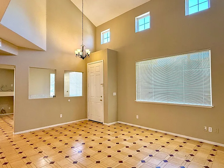 4061 Hemingway Cmn — Photo 2