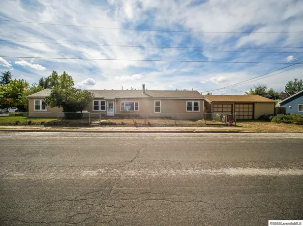 356 W Gibbon St, Laramie, WY 82072