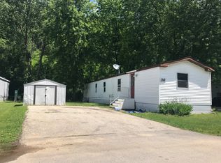 36 Hickory Ln, Winona, MN 55987