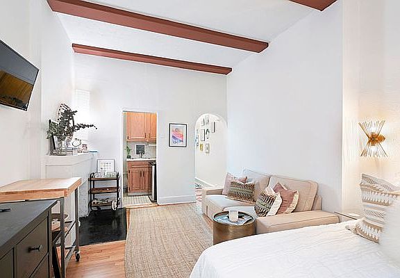 2nd image of 55 Morton St APT 4H