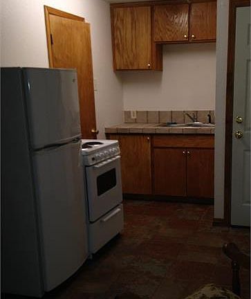 3rd image of 810 Blackjack St APT 5