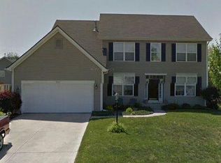 721 Bristle Lake Dr, Brownsburg, IN 46112