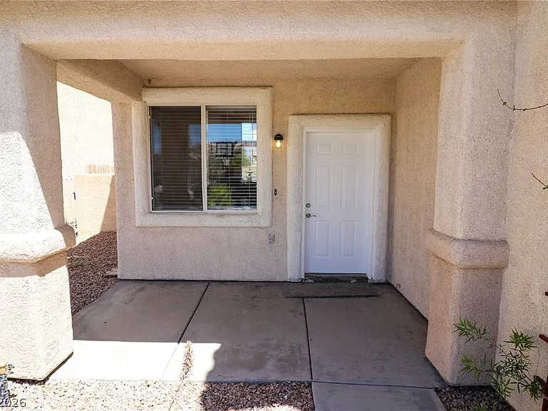 9450 Spellman Ct — Photo 3