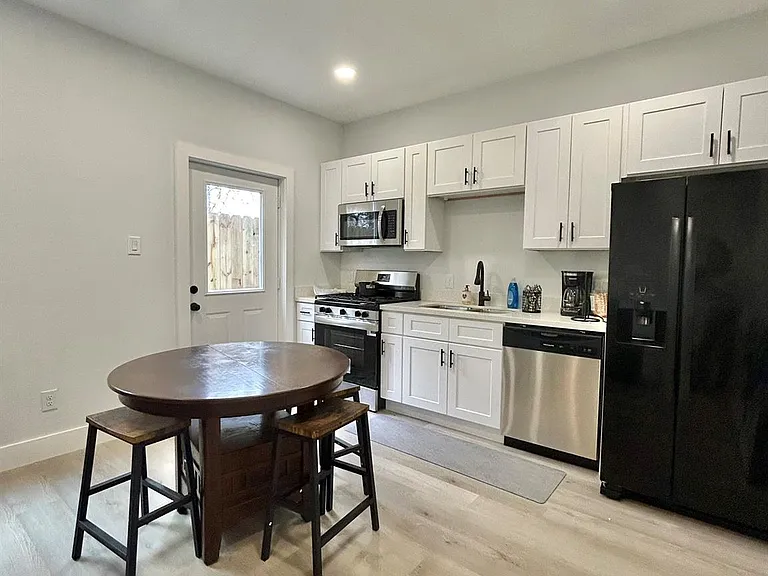 3533 Alderfer St #A — Photo 5