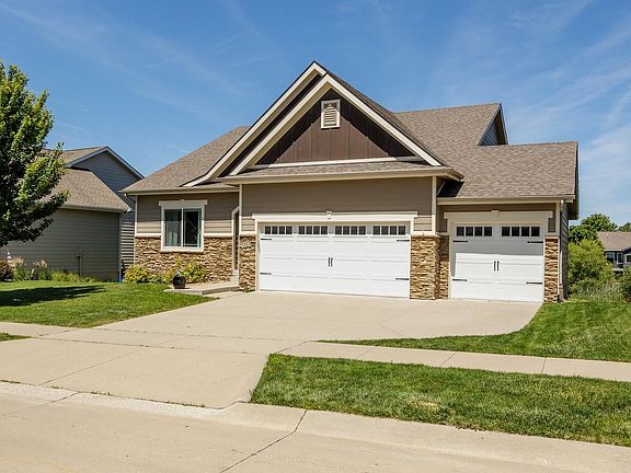 2nd image of 255 Abigail Ln