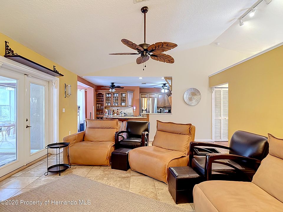 1st image of 5223 Hamlet Cir