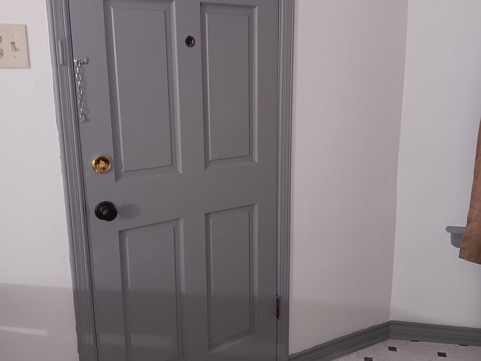2nd image of 1009 N Florence St #1