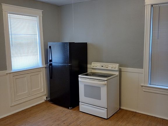 5th image of 4408 S 1st St
