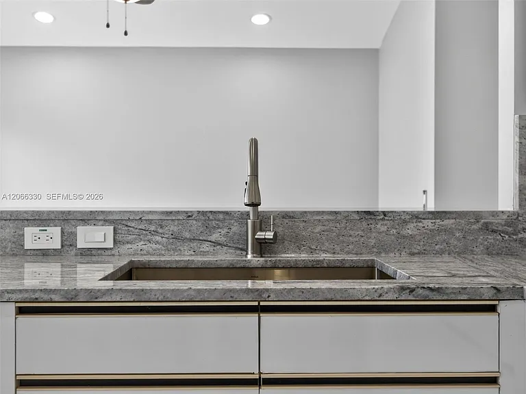 1520 Seabay Rd — Photo 93