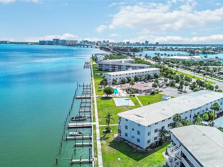 765 John Ringling Blvd #5 — Photo 45