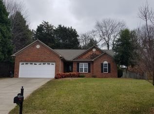 2915 Donovan Pl, Winston Salem, NC 27103