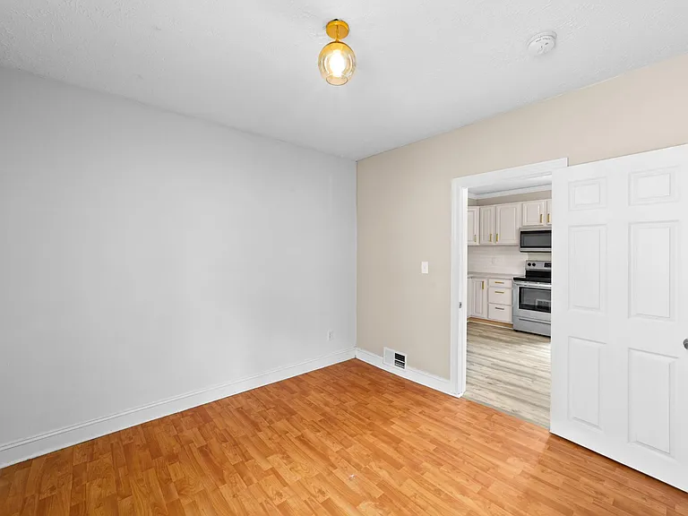 4709 Franklin Blvd #UP — Photo 13