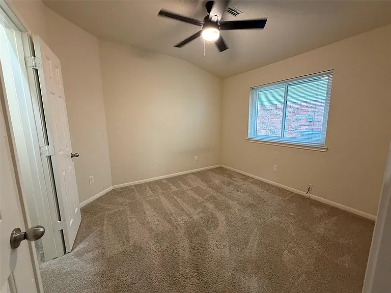 1922 Tower Bell Ln — Photo 15