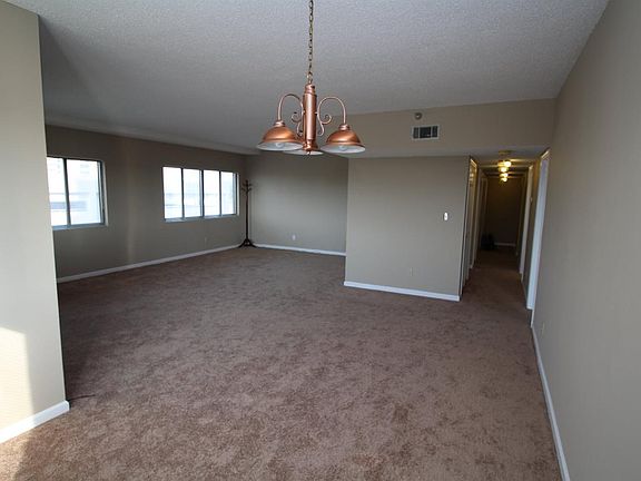 3rd image of 355 South Broadway