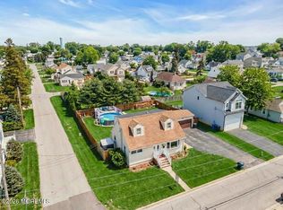 368 Sweetbriar St, Keyport, NJ 07735