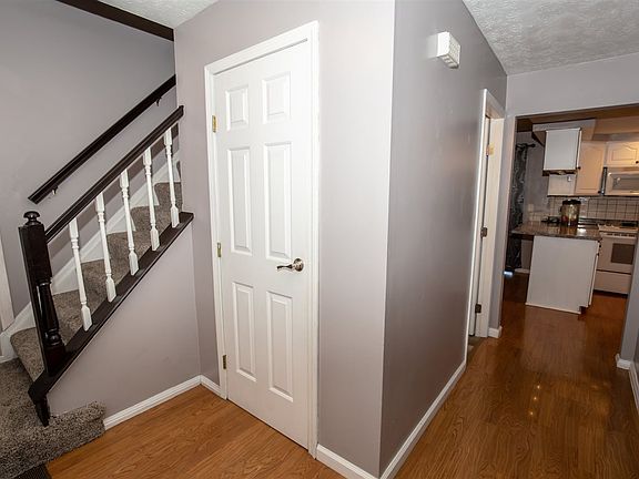 5th image of 3405 Lindenwood Dr