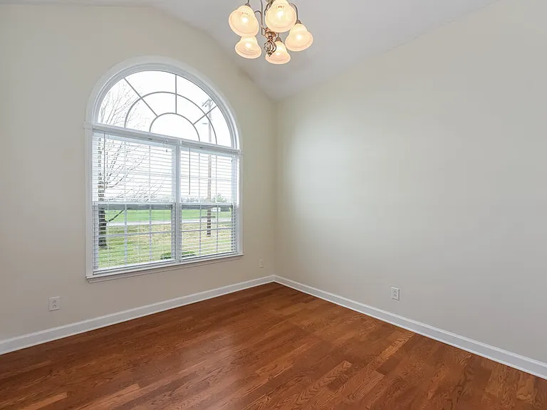 1448 Jeter Way — Photo 6
