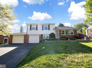 707 Cambridge Rd, Brookhaven, PA 19015
