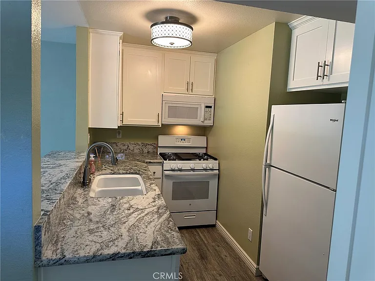 7120 Carlson Cir #260 — Photo 10