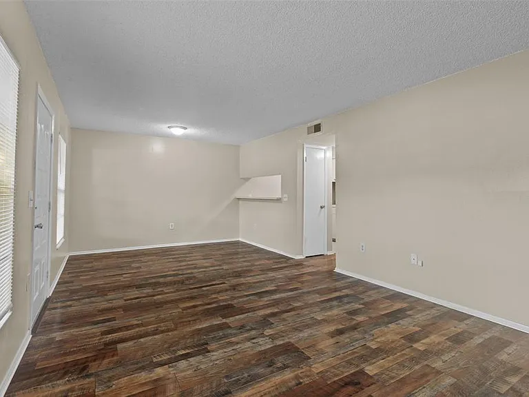 14419 Hanging Moss Cir #101 — Photo 7